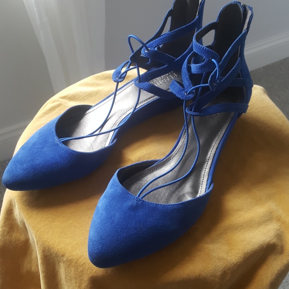 Kenneth Cole Cobalt Why Not Ghellies